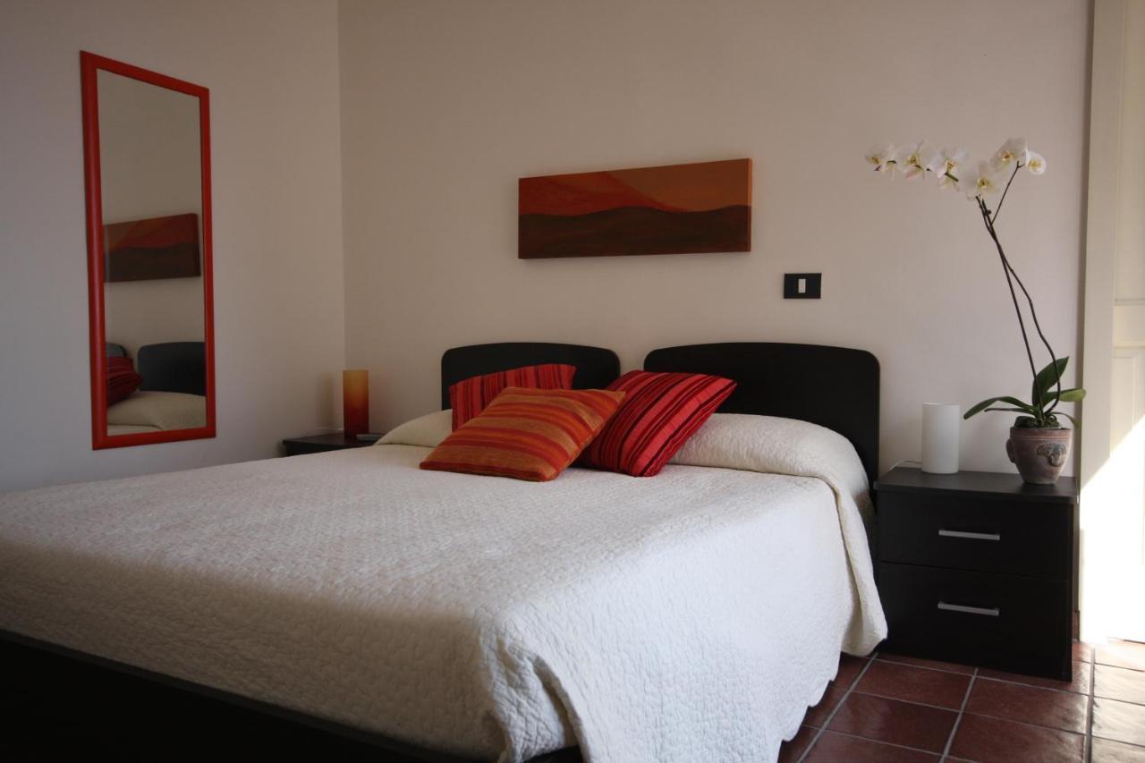 Porta Del Vento Bed & Breakfast Giardini Naxos Bagian luar foto